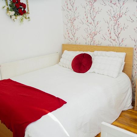 House Near Cardiff City Centre ภายนอก รูปภาพ