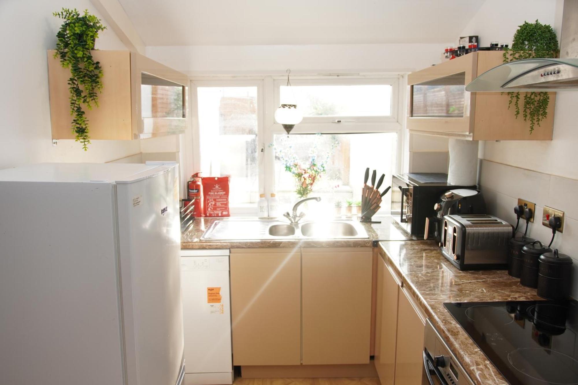House Near Cardiff City Centre ภายนอก รูปภาพ