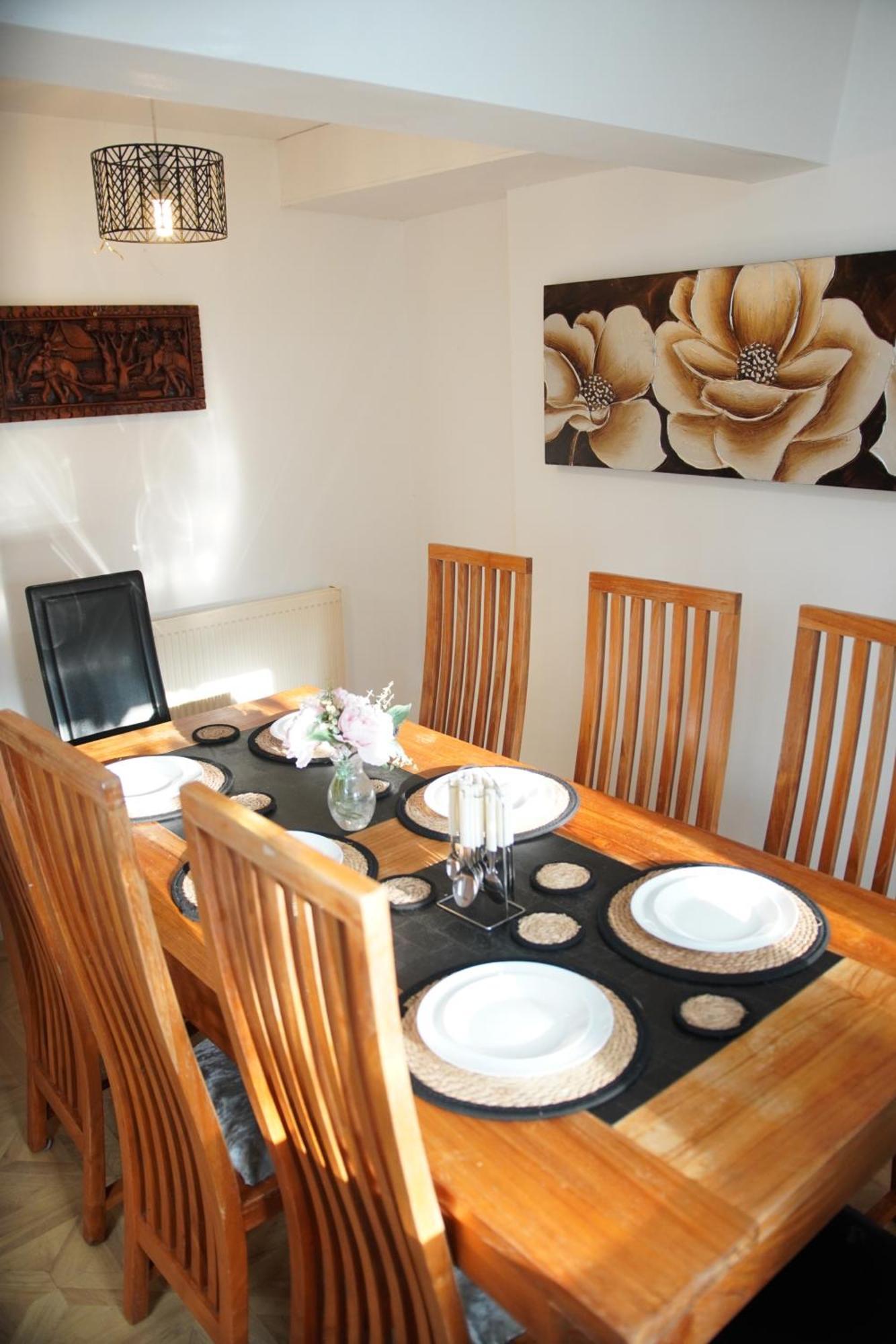 House Near Cardiff City Centre ภายนอก รูปภาพ